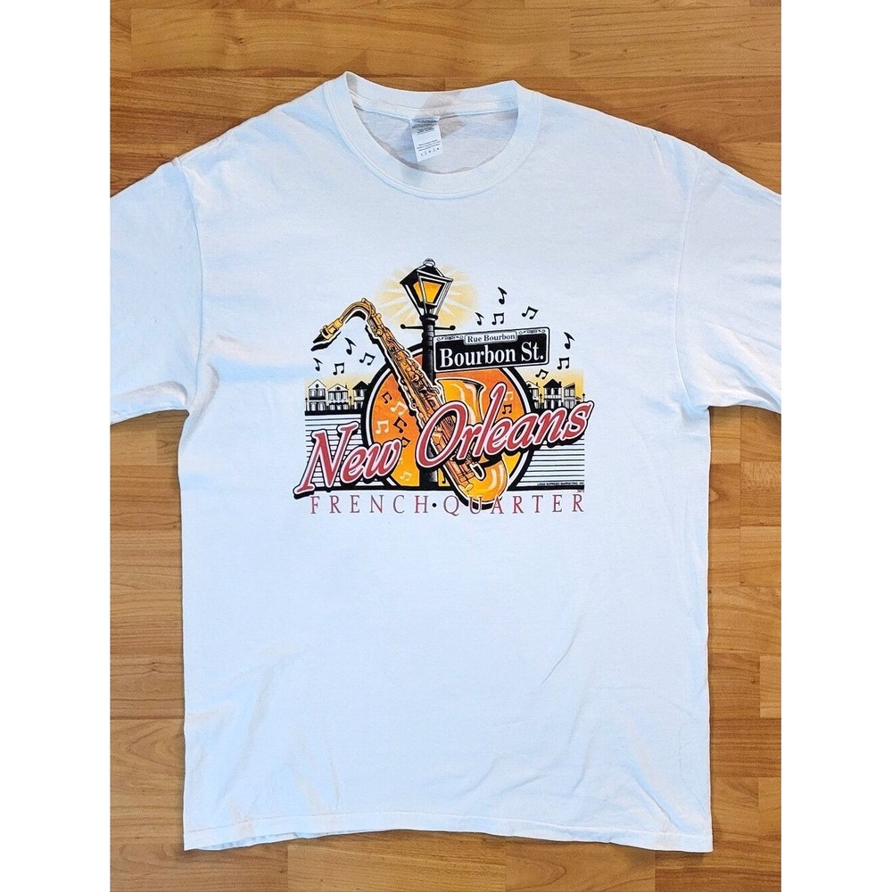 Vintage Bourbon Street New Orleans Large White French Quarter Saxophone T-shirt